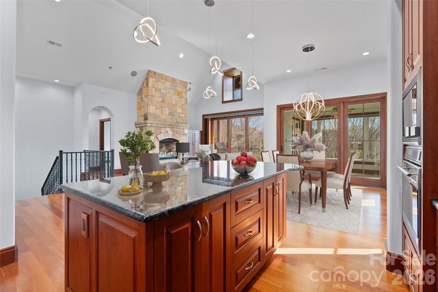34 Foxbridge Way, Arden, NC 28704