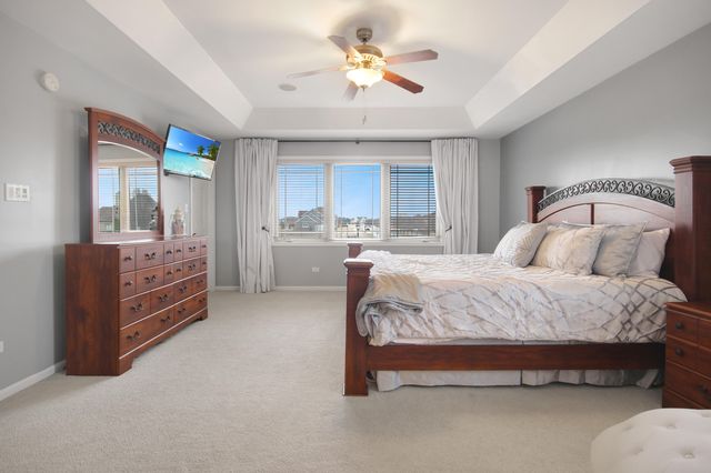 10363 Adler Cove, St. John, IN 46373