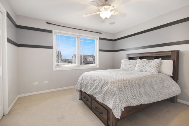 10363 Adler Cove, St. John, IN 46373