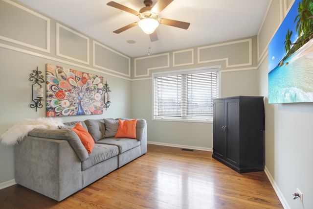 10363 Adler Cove, St. John, IN 46373