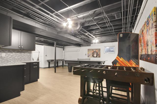 10363 Adler Cove, St. John, IN 46373