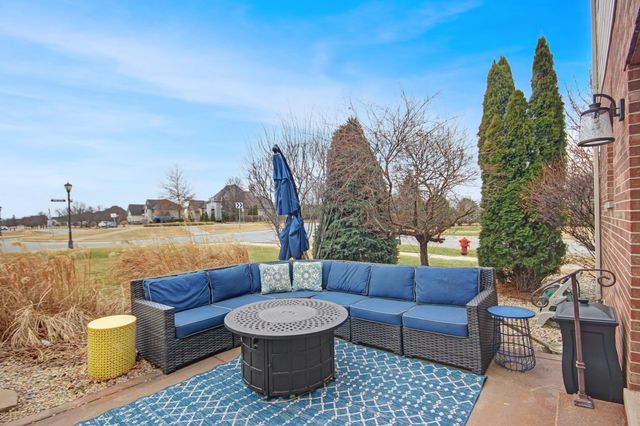 10363 Adler Cove, St. John, IN 46373