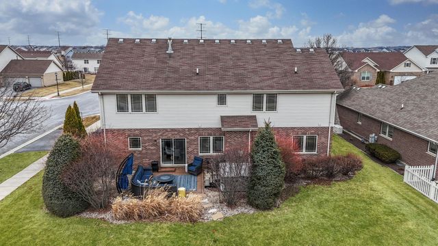 10363 Adler Cove, St. John, IN 46373