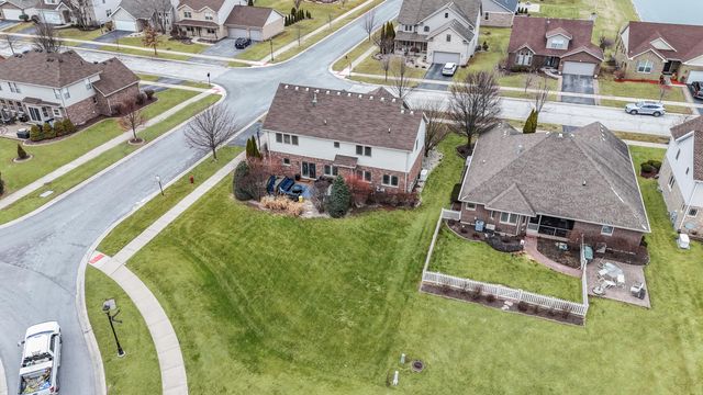 10363 Adler Cove, St. John, IN 46373