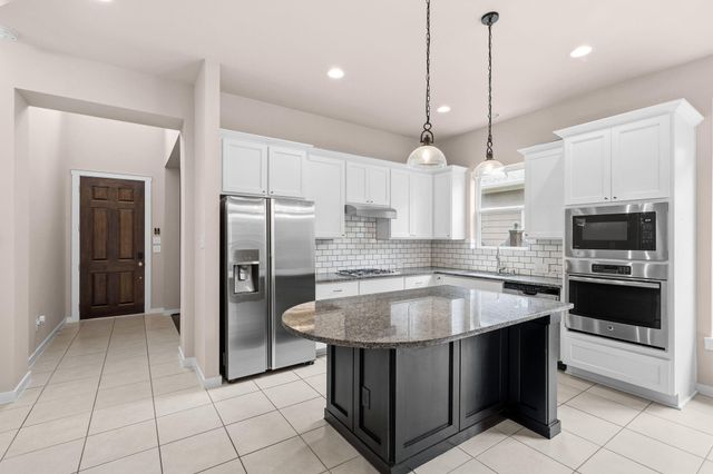 17019 Seminole Ridge Drive, Cypress, TX 77433