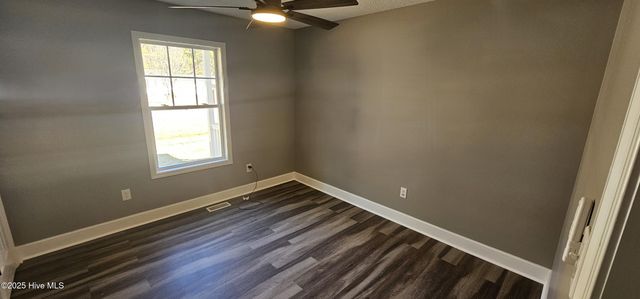 809 1st Street E, Ahoskie, NC 27910