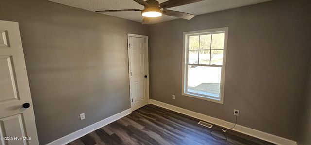 809 1st Street E, Ahoskie, NC 27910