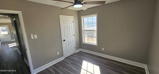 809 1st Street E, Ahoskie, NC 27910