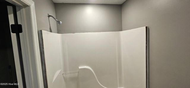 809 1st Street E, Ahoskie, NC 27910