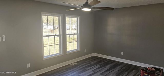 809 1st Street E, Ahoskie, NC 27910