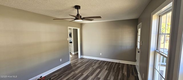 809 1st Street E, Ahoskie, NC 27910