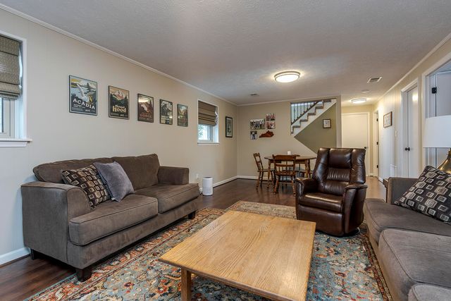4564 Prince Albert Way, Lexington, KY 40515