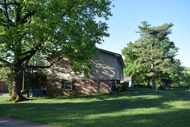 4564 Prince Albert Way, Lexington, KY 40515