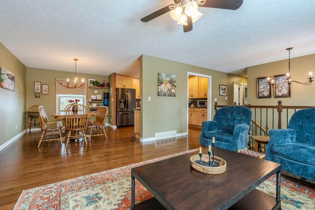4564 Prince Albert Way, Lexington, KY 40515