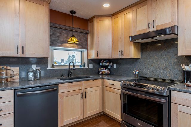 4564 Prince Albert Way, Lexington, KY 40515
