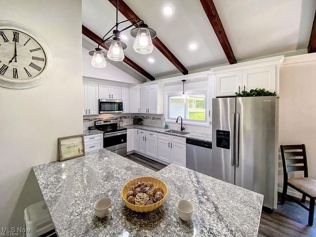 8078 Mentor Avenue, Mentor, OH 44060