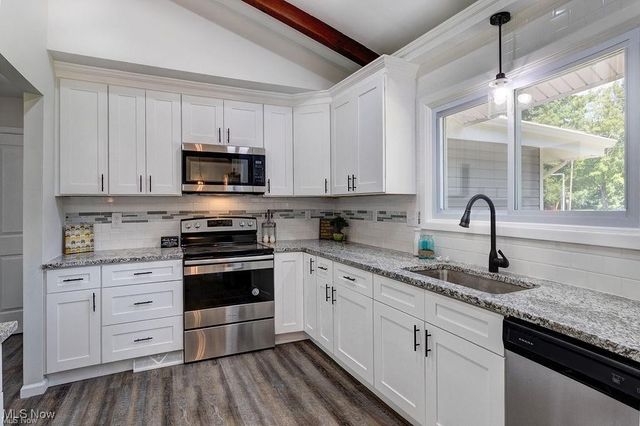 8078 Mentor Avenue, Mentor, OH 44060