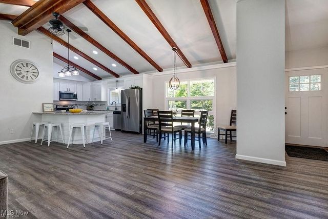 8078 Mentor Avenue, Mentor, OH 44060