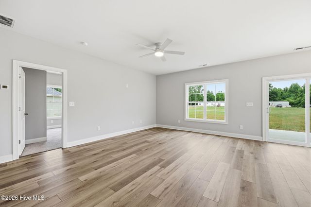 919 Albrittons Road, Kinston, NC 28504
