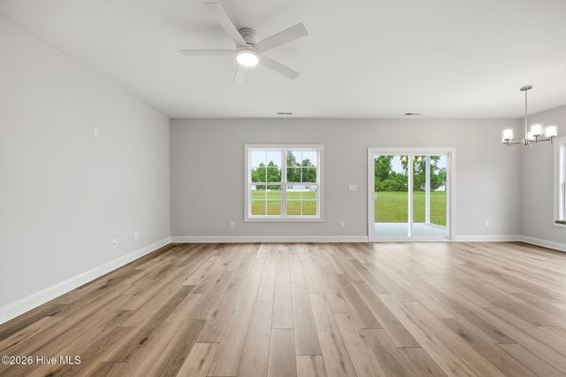 919 Albrittons Road, Kinston, NC 28504