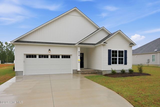 919 Albrittons Road, Kinston, NC 28504