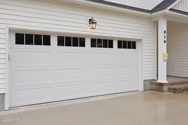 919 Albrittons Road, Kinston, NC 28504