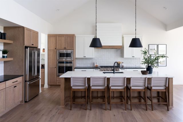 2317 N Sagebrush St, Wichita, KS 67230