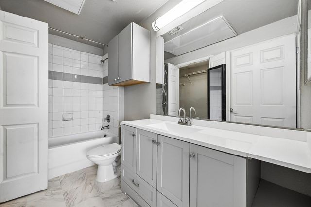 2502 Leon ST 506, Austin, TX 78705