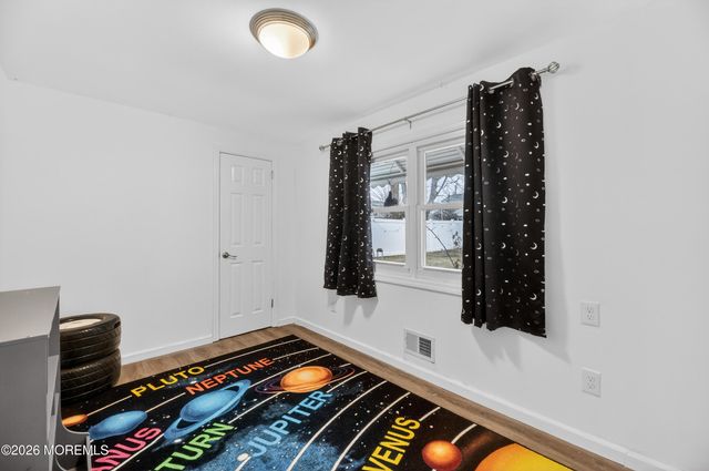 21 Anderson Street, Union Beach, NJ 07735