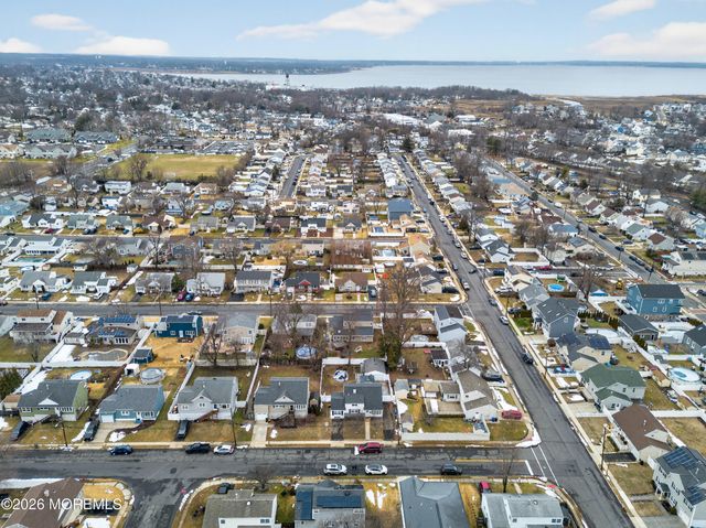 21 Anderson Street, Union Beach, NJ 07735