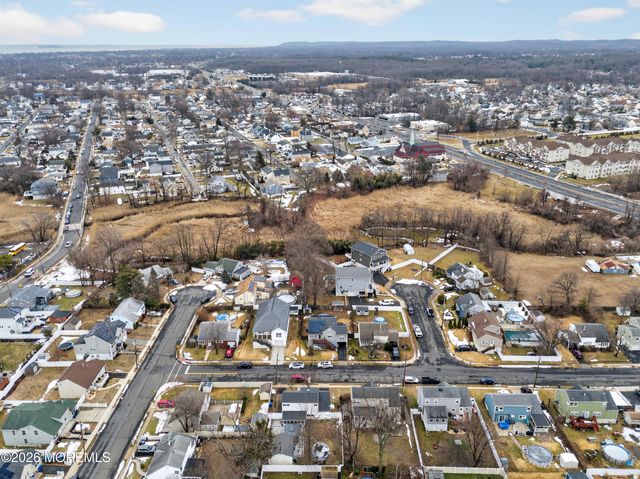 21 Anderson Street, Union Beach, NJ 07735