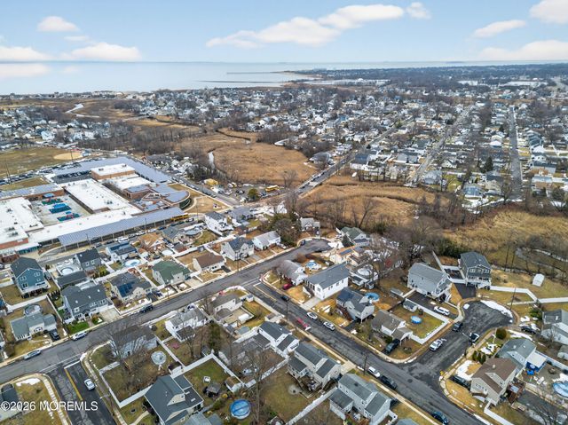 21 Anderson Street, Union Beach, NJ 07735