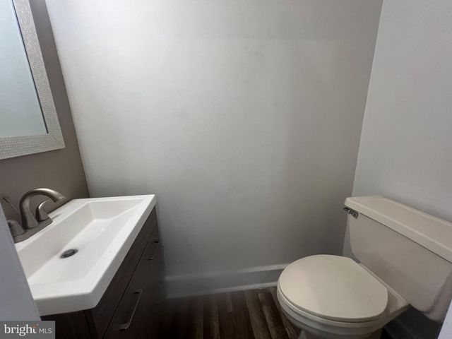 1026 HANSEN PL, Collingdale, PA 19023