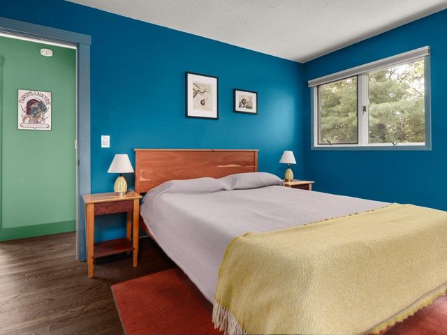 366 South Cove Road, Burlington, VT 05401