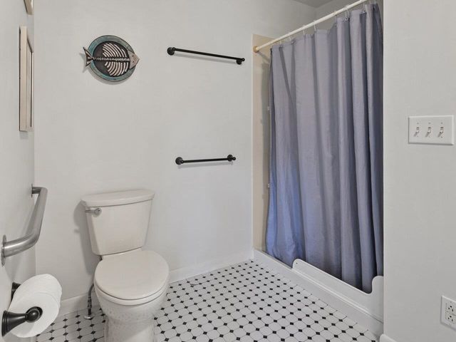 366 South Cove Road, Burlington, VT 05401