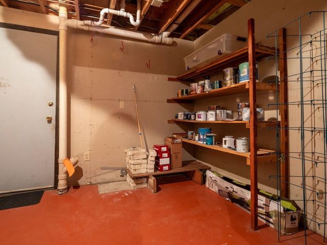 366 South Cove Road, Burlington, VT 05401