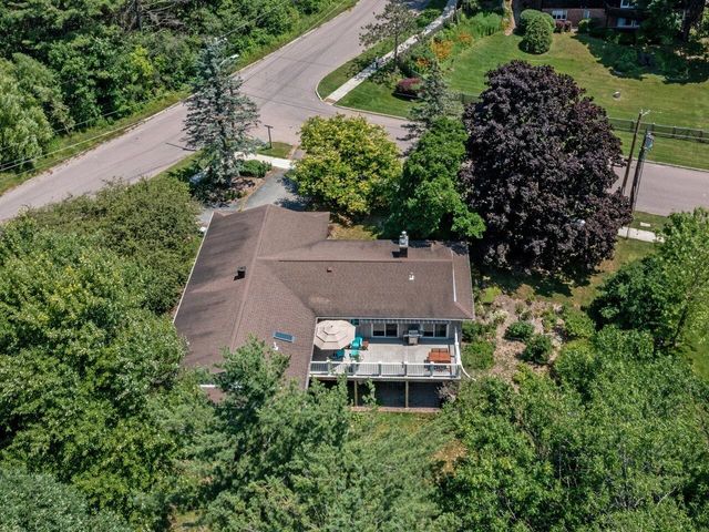 366 South Cove Road, Burlington, VT 05401