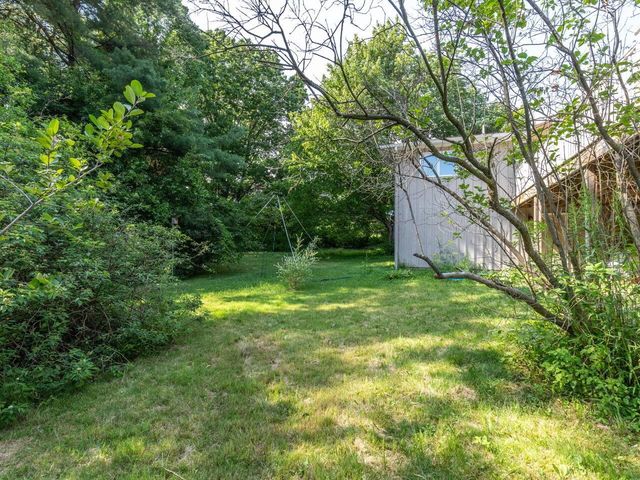 366 South Cove Road, Burlington, VT 05401