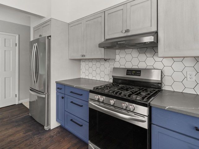 366 South Cove Road, Burlington, VT 05401