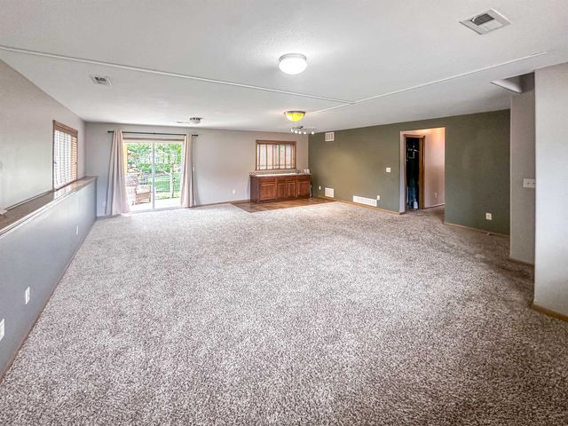 1203 S Park Hill, Derby, KS 67037