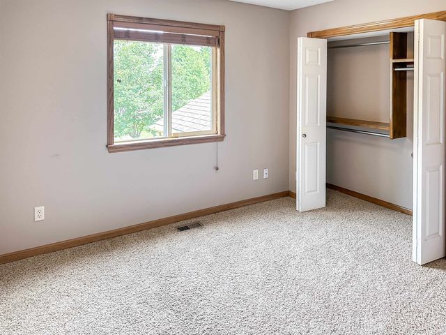 1203 S Park Hill, Derby, KS 67037