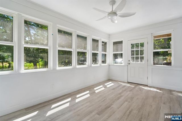 72 Sparrowbush Road, Upper Saddle River, NJ 07458