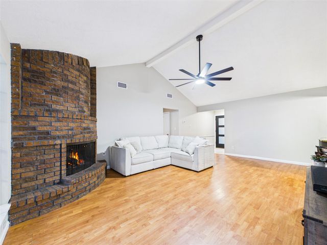 10306 Rustic Rock Road, La Porte, TX 77571