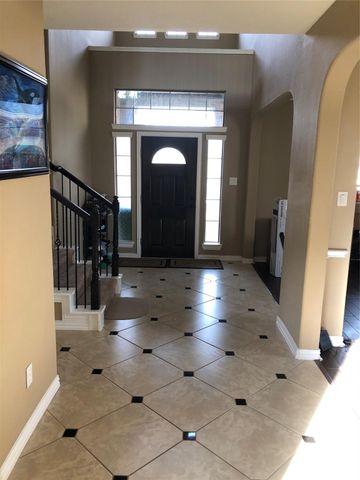 6323 Falling Briar Lane, Sugar Land, TX 77479