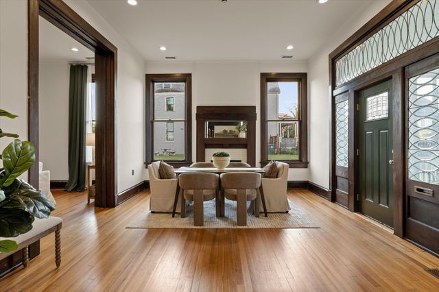 1406 Chamberlain Avenue, Chattanooga, TN 37404