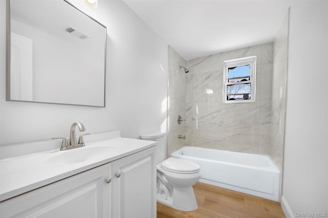 96 Artist Lake Drive, Middle Island, NY 11953