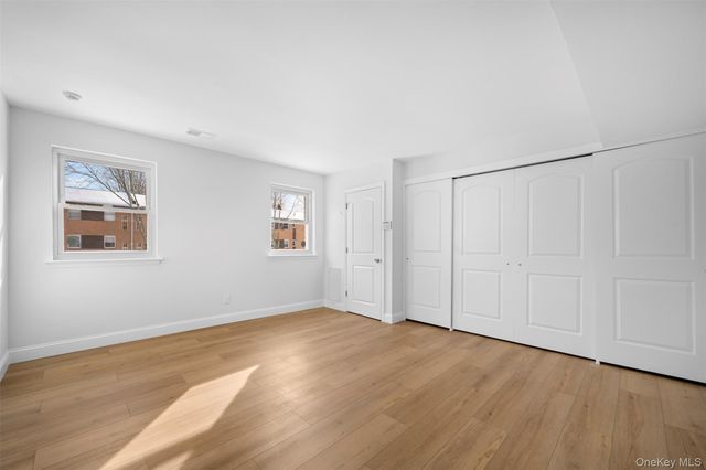 96 Artist Lake Drive, Middle Island, NY 11953