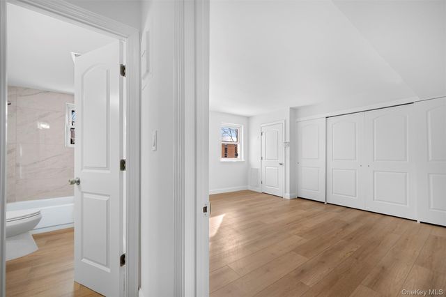 96 Artist Lake Drive, Middle Island, NY 11953