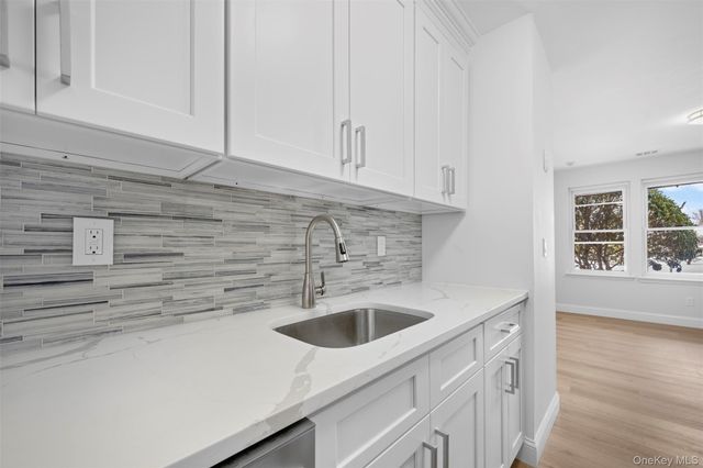 96 Artist Lake Drive, Middle Island, NY 11953