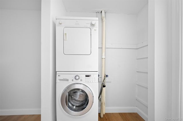 96 Artist Lake Drive, Middle Island, NY 11953